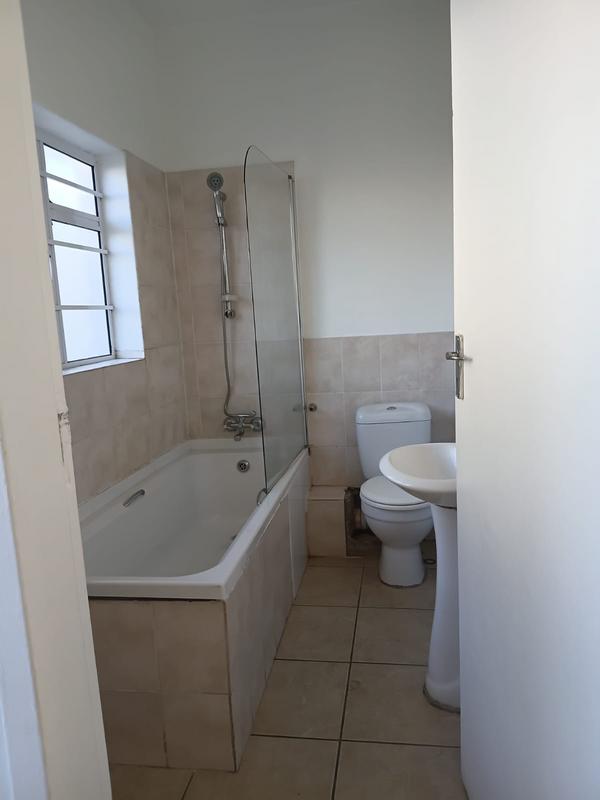 To Let 1 Bedroom Property for Rent in Plumstead Western Cape